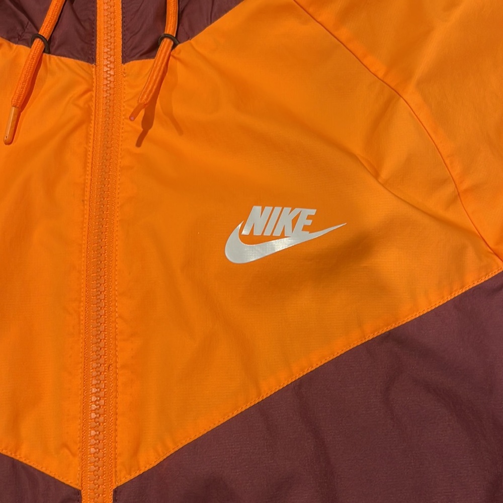 Nike Windrunner Jacket - image 2